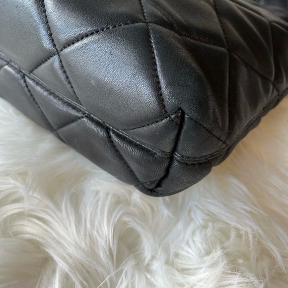 MK vintage quilted lambskin leather purse GUC - Picture 7 of 9